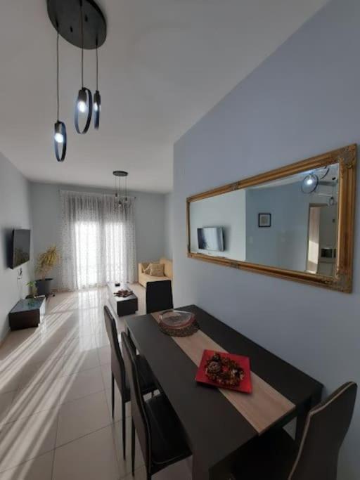 Two Bedroom Modern Apartment Komotini Exterior foto